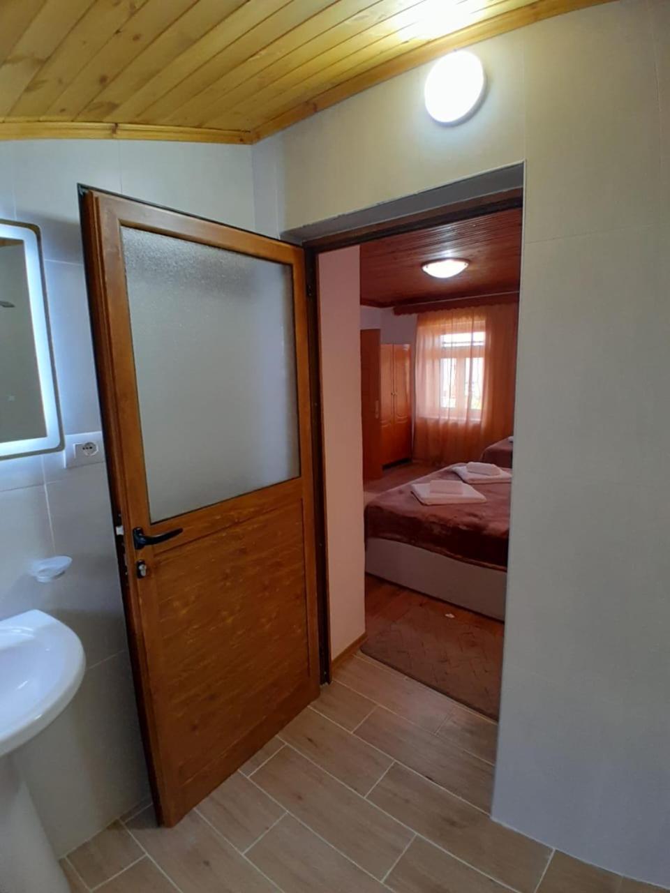 Guest House Ejona Gjirokaster Exterior photo